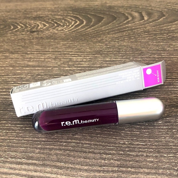 ❤️$10 NWT rem Beauty Essential Drip Glossy Balm Full Size - Picture 1 of 4